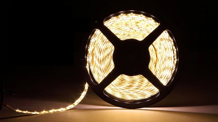 RGB белый теплый белый R G B Светодиодные ленты 5050 SMD 5 м 300 светодиодов Гибкие Nonwaterproof светодиод Клейкие ленты Высокое качество светодиодные