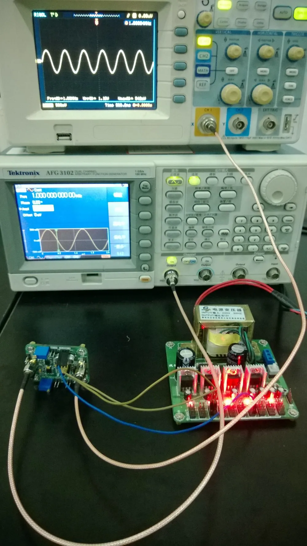 VCA810 программируемые модули усилителя Усиления AGC 80 дБ(мин-38 дБ) руководство/Автоматическая регулировка