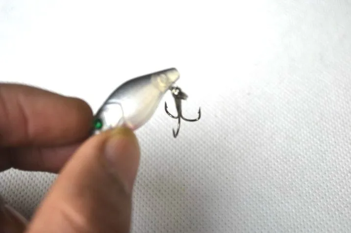 Pesca 5pcslot  2.5g 3cm topwater 0.1-0.5m depth artificials for japan mini Fishing hooks eyes Crankbait Cranks lures Baits bite (4)