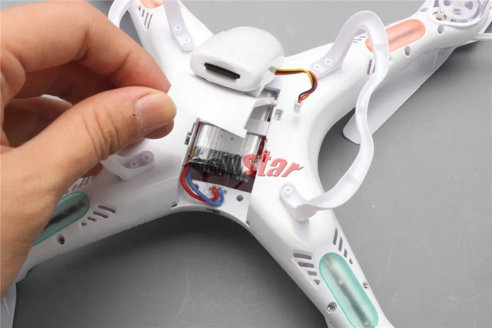 Syma X5C исследователи RC Quadcopter 2.4 г 6 ось гироскопа удаленного управления вертолет нло с HD камера RTF( небольшой пакет