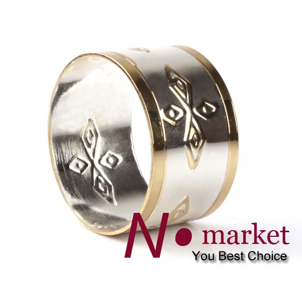 napkin rings flower.jpg