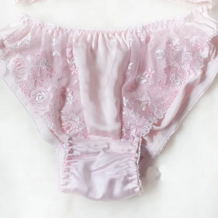 100% silk fresh lace embroidery bra set,100% natural silk bra&brief sets,pure silk double faced health underwear with wire plus size bra and panty sets