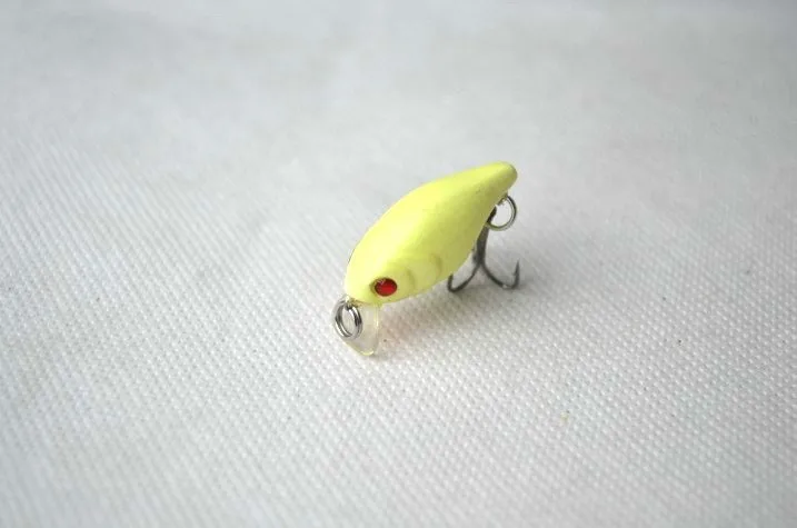 Pesca 5pcslot  2.5g 3cm topwater 0.1-0.5m depth artificials for japan mini Fishing hooks eyes Crankbait Cranks lures Baits bite (3)