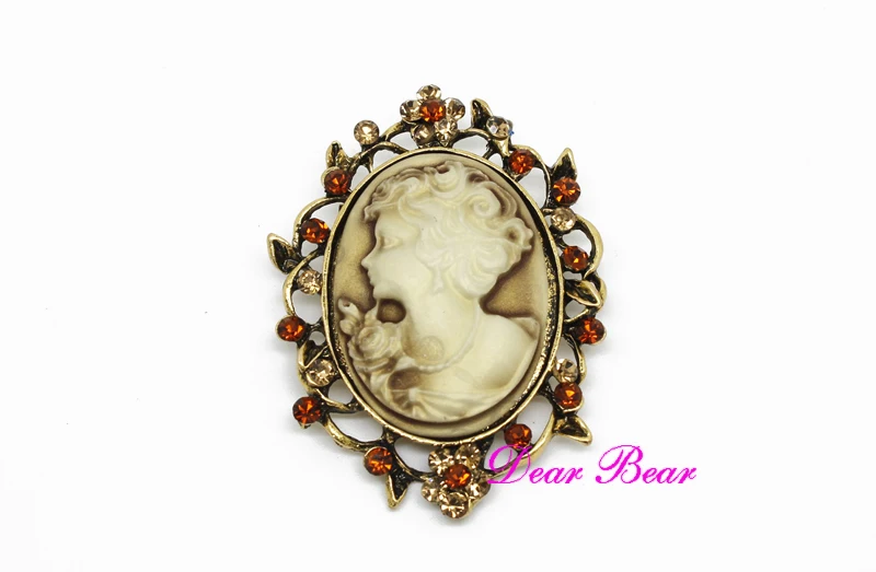 Cameo Maiden Maid Cameo Цветочная Хрустальная брошка из горного хрусталя
