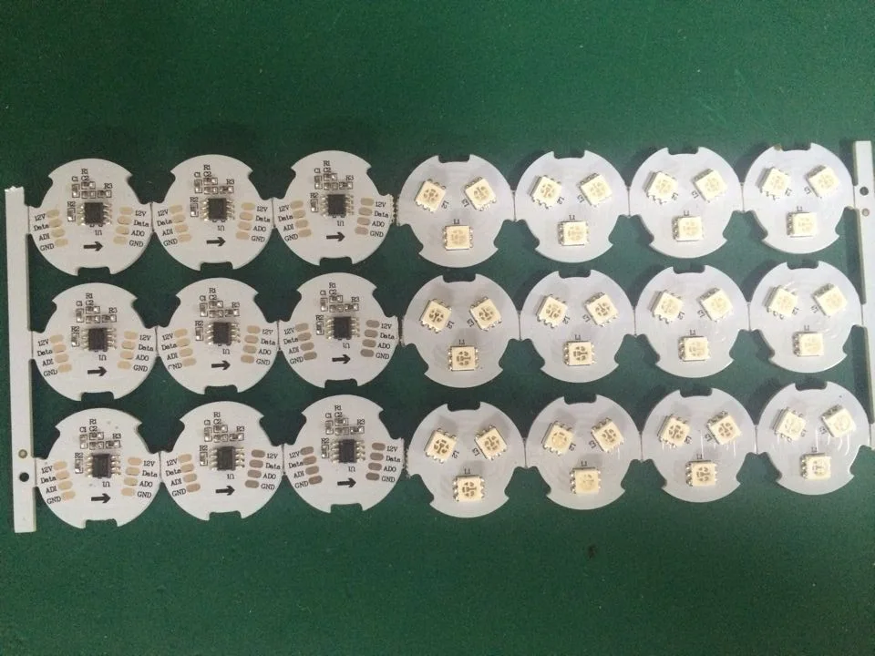 WS2821A DC12V аксессуары; 3 шт. 5050 SMD RGB LED; 0.72 Вт; параллельно-один провод-три channels-256gray уровня-постоянный ток Светодиодный драйвер ic