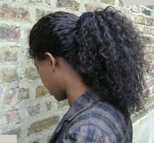Huguette-wearing-glueless-lace-wig-hight-ponytail