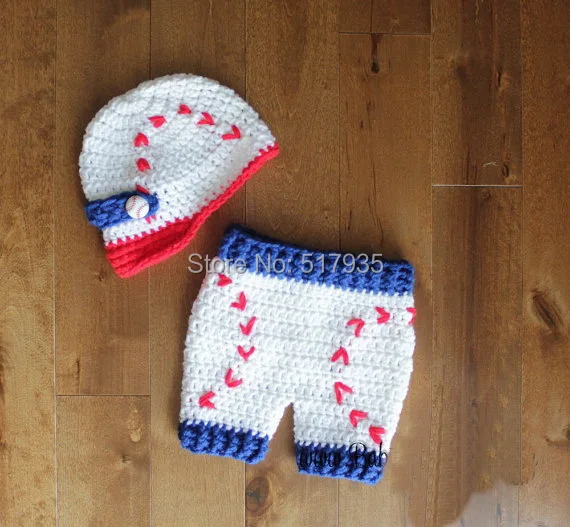 Бесплатная доставка, крючком детские красные регби футбольные шапки с крышка пеленки, шляпа ручной работы, Шорты Комплект для младенцев
