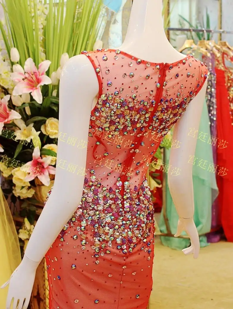 Роскошный кристалл rhinestone свадебные платья формальные невесты красный длинные сексуальные вечерние платья партии платья пром платья