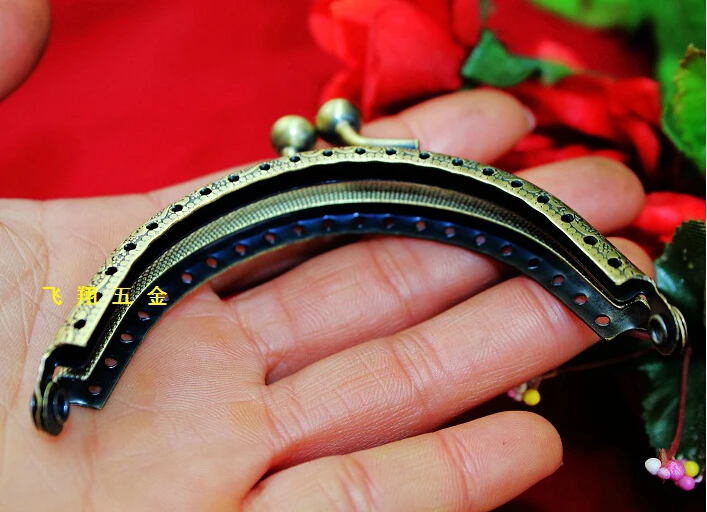 87 мм имитация гула Si резные кошелек пряжки ручной DIY аксессуары объединились мелкие Бронзовый Бисер Круглый