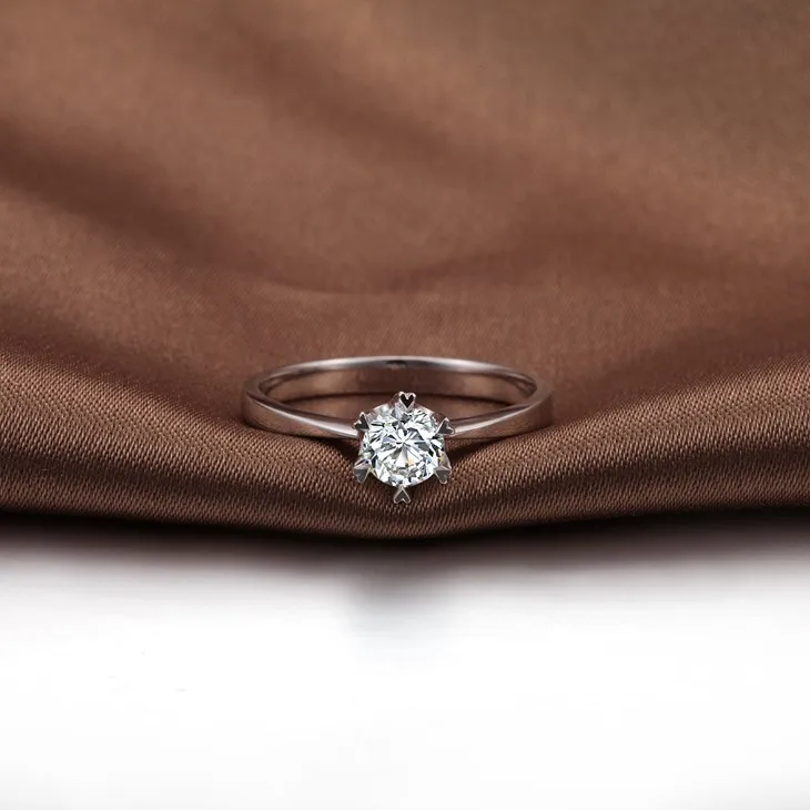 ZOCAI LOVE'S CONCERTO 0,23 КТ Сертифицированный F-G/SI круглая огранка 18 K из белого золота с бриллиантами кольцо W00236