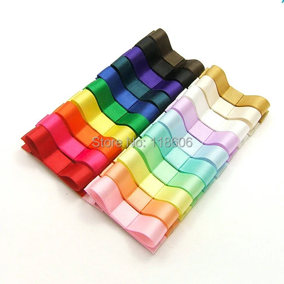 lined alligator clip.jpg