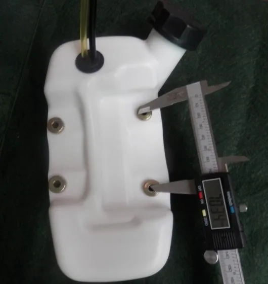 FUEL TANK ASSEMBLY FORWARD DIRECTION ZENOAH G4L G4LS 8