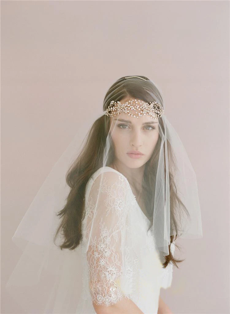 White Long Bride Wedding Veils With Crystal Headband A Bride Vail