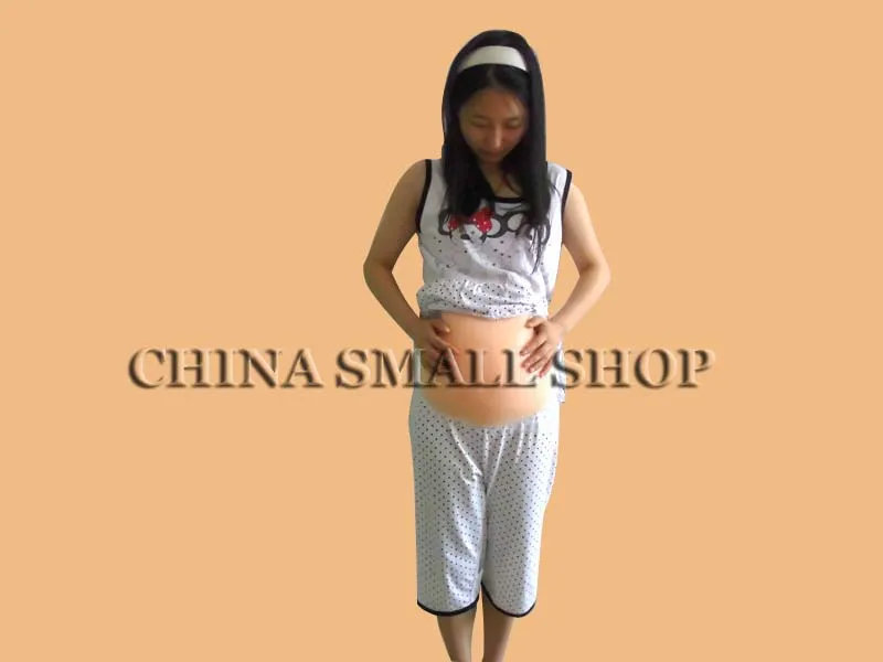 monther belly1