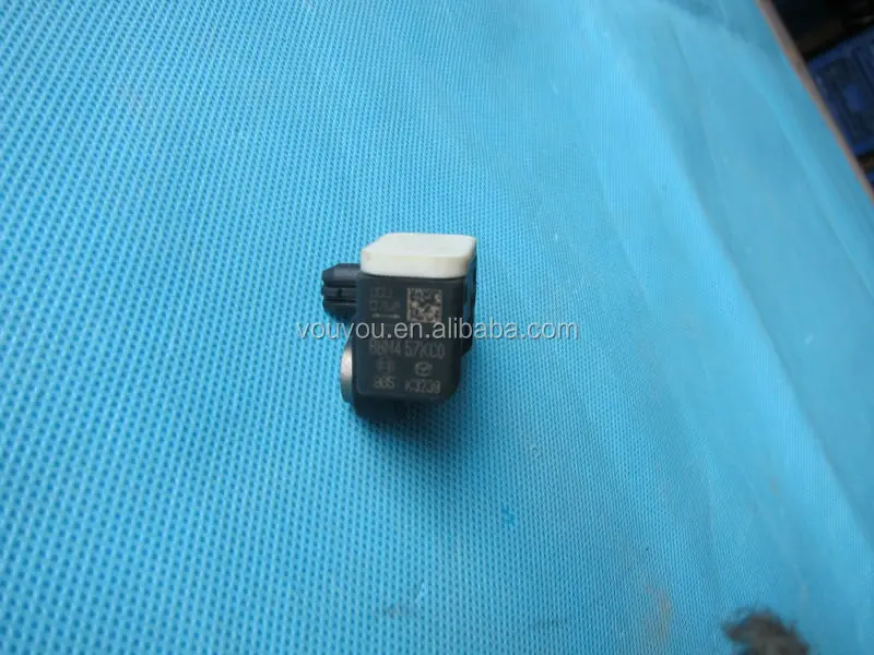 Датчик воздушной подушки с боковым ударом для mazda 3 2008-2009 BL и mazda 5 2010 OEM: BBM4-57-KC0