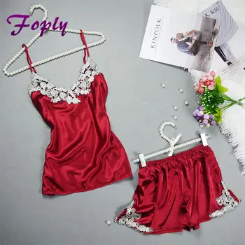 

Embroidered 2018 Women Sexy Satin Pajamas Set Lace Silk Pyjama Set V-neck Ladies Pijamas Sleepwear Women Summer Clothes Homewear