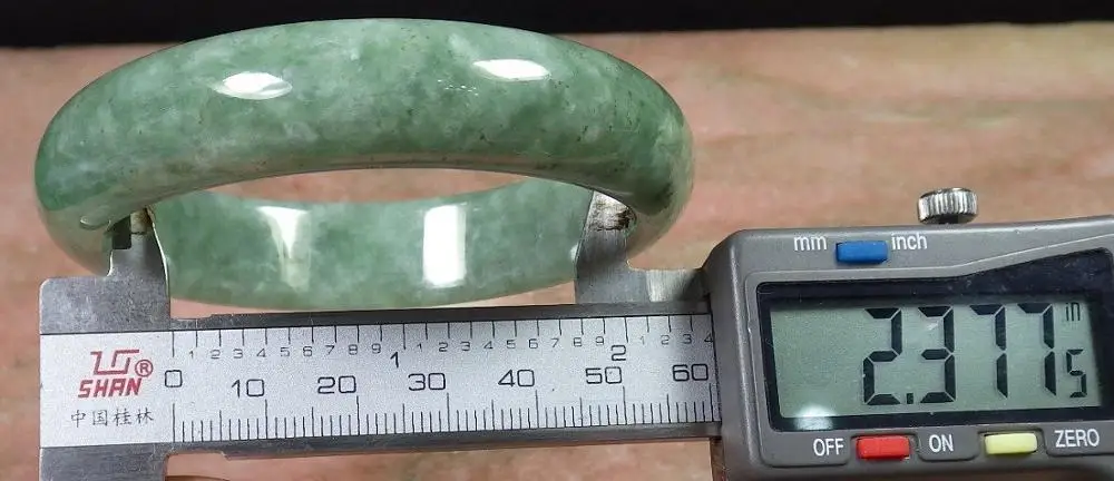 Сертифицированный Зеленый натуральный камень stoneite браслет 60 мм 421358