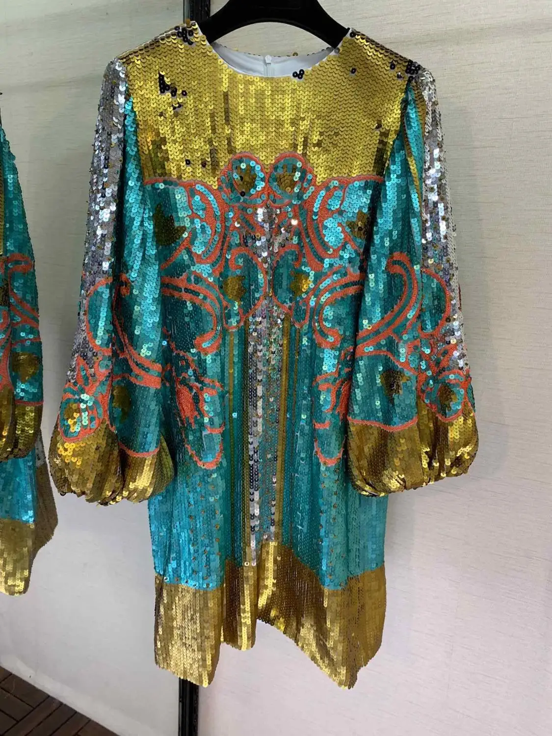 

2019 spring and summer women's new heavy work sequins tops 0614