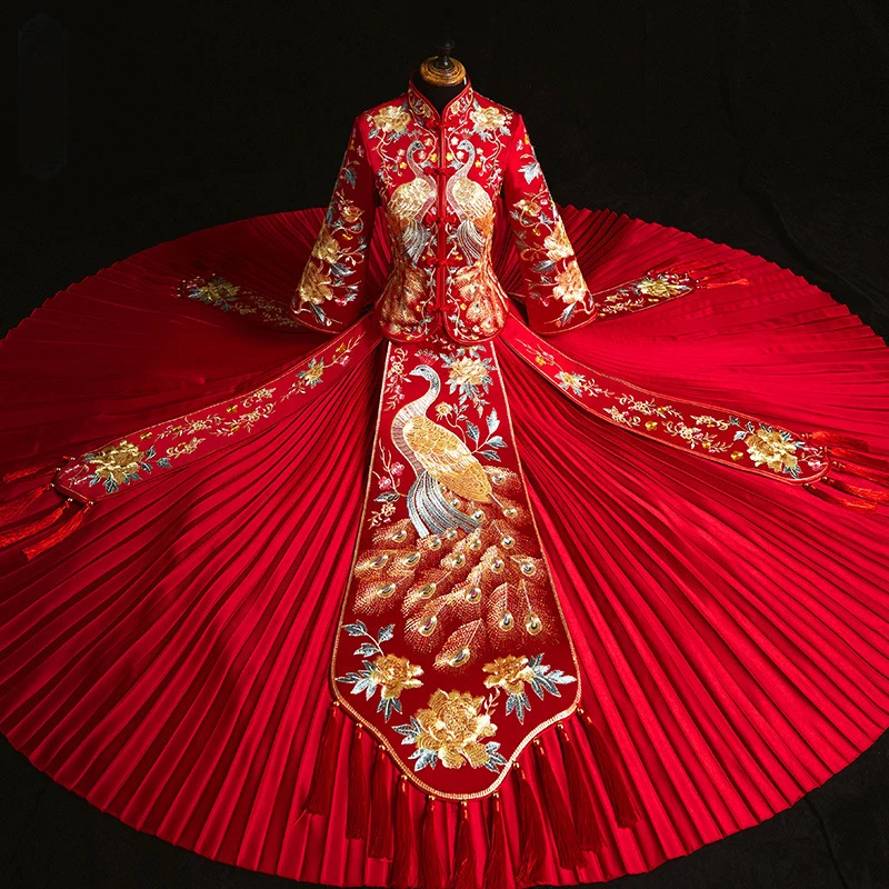 

Oriental Asian Bride beauty Chinese traditional Wedding Dress Women Red Floral Embroidery Cheongsam Robe Long Party Qipao style