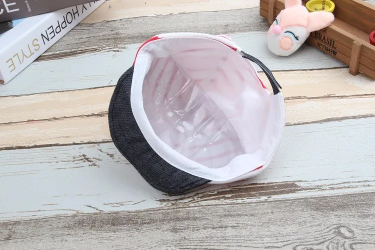 3733272851_848830044