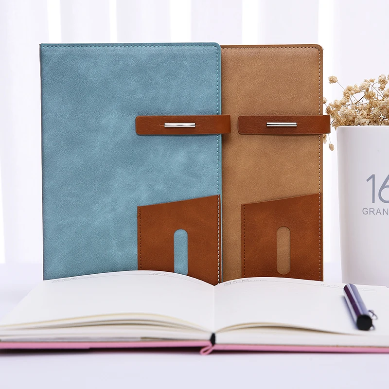 Ежедневник простой А5 кожаный бизнес записная книжка запись встречи с пряжкой