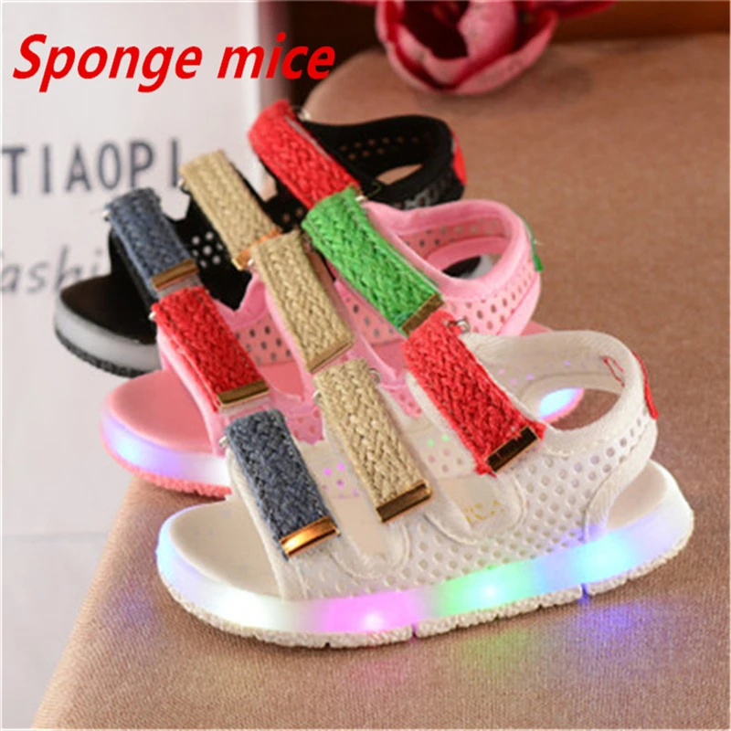 

2019 Summer New Baby Girls LED Princess Shoes Children Glowing Lovely Style Sandals Kids Light Non-slip Shoes Size21-30