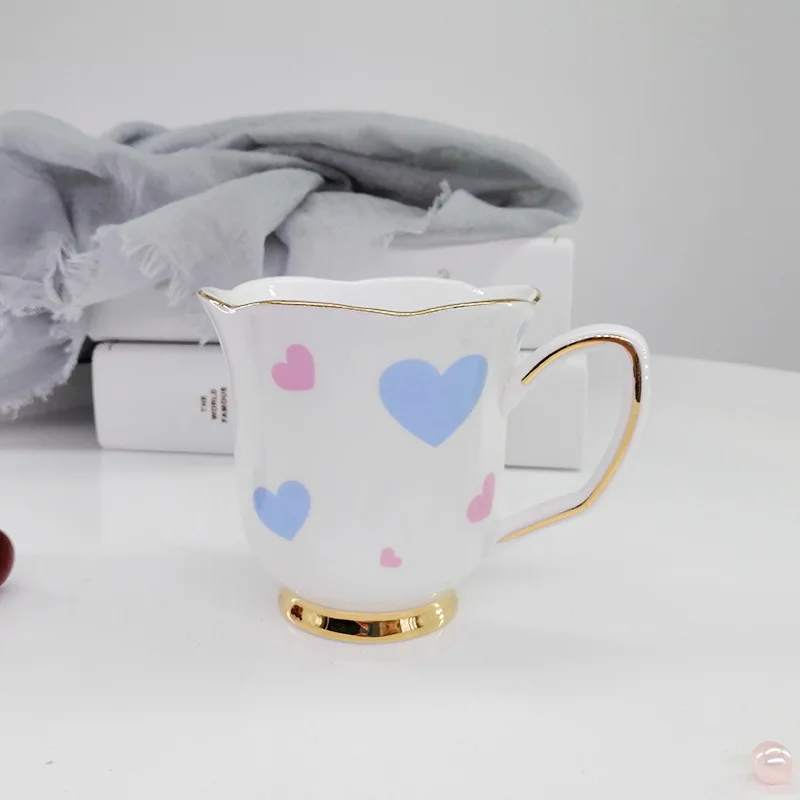 Love Mug 1 шт., роскошный фарфоровый чайный горшок в скандинавском стиле, кофейная чашка и блюдце, сахарный горшок, молочный кувшин, чайный поднос, свадебный подарок - Цвет: Love Mug
