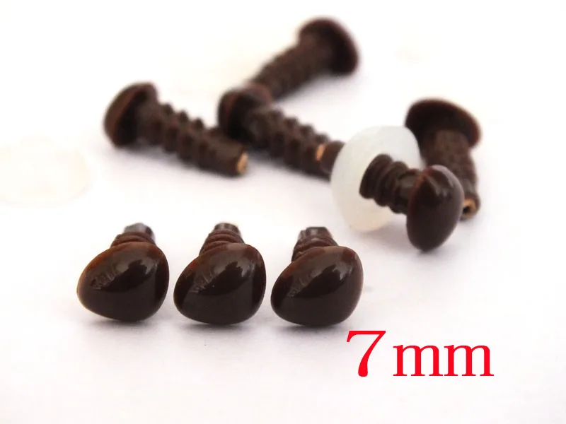 Free Shipping!! 7mm 60pcs/lot brown triangle plastic safety toy dog nose+washers for bear toy accessories 60pcs 30pair free shipping a1145 2sa1145 2sa1145 y