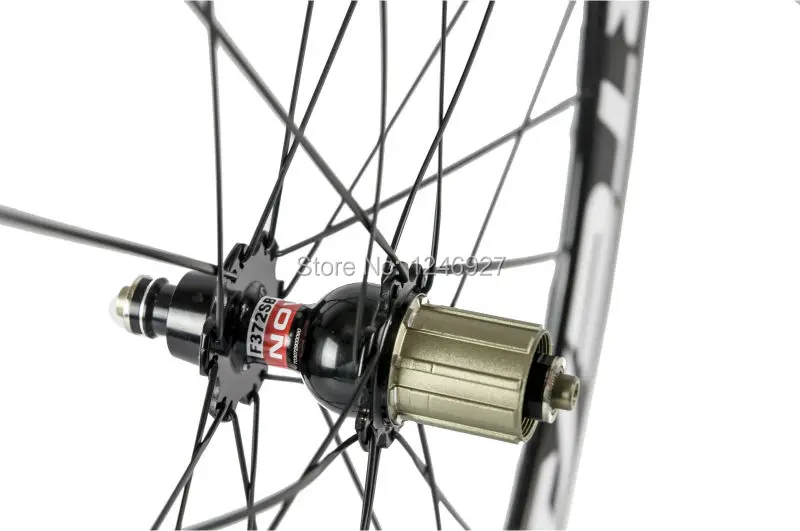 carbon wheels