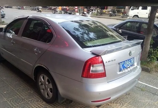 Фиксированная штамповочная установка для 2006- SKODA Octavia задний багажник крылья спойлер Белый Черный праймер