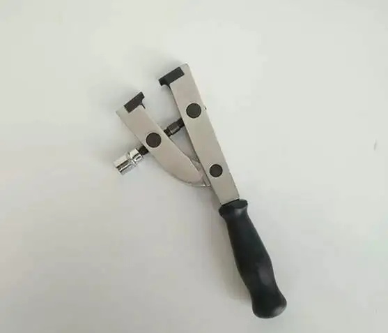 

Boot Clamp Plier For Driveshaft Automtoive Removal Puller Drive System Repair Tool 45mm Capacity Garage Workshop Special Tool