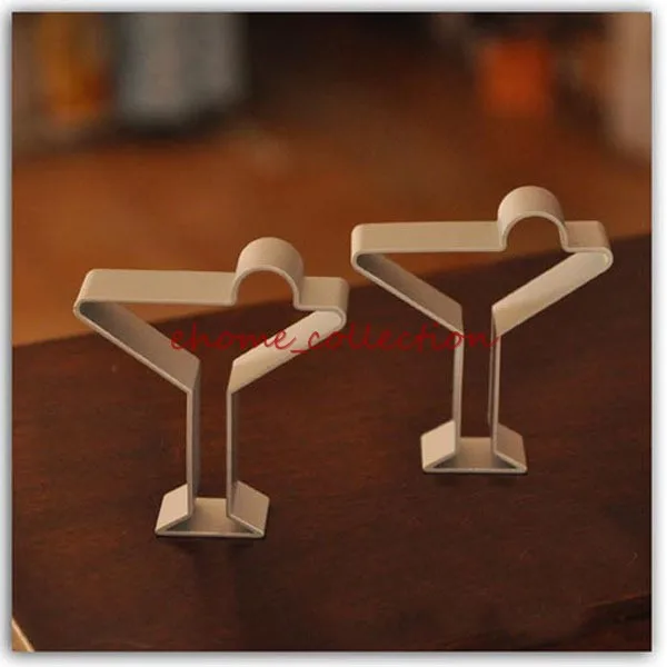 

2pcs/set Cocktail Glass Shape Cookie Cutter Ring Biscuit Embossing Mould Baking Pastry tool