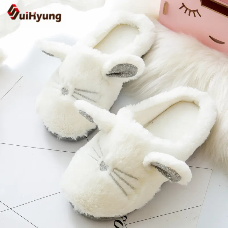 Suihyung/женские тапочки; сезон осень-зима; теплые плюшевые домашние тапочки; нескользящая домашняя обувь; женские шлепанцы для спальни; меховая обувь - Цвет: Белый