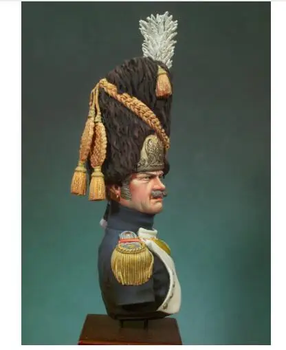

New Unassembled 1/10 ancinet Imperial Guard Grenadier Officer bust Resin Kit DIY Toys Unpainted resin model