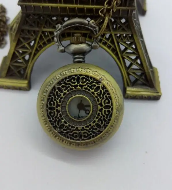 wholesale-10-pcs-lot-best-quality-quartz-pendant-hollow-good-quality-steampunk-necklace-pocket-watches-gift