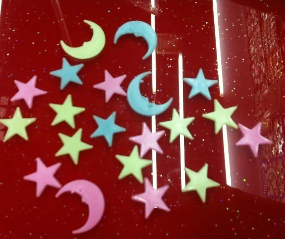 LoveCCD 100 шт./пакет Светящиеся в темноте игрушки световой «Луна», «Звезды» наклейки ПВХ наклейки флуоресцентные игрушка раскраска для комнаты J08#20