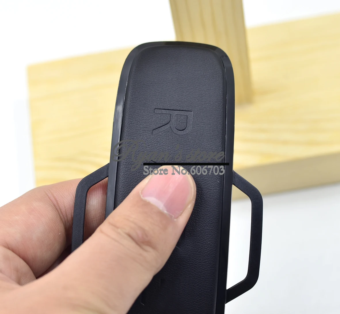 

Repacement headband for Razer ManO'War 7.1 Surround Sound headphone