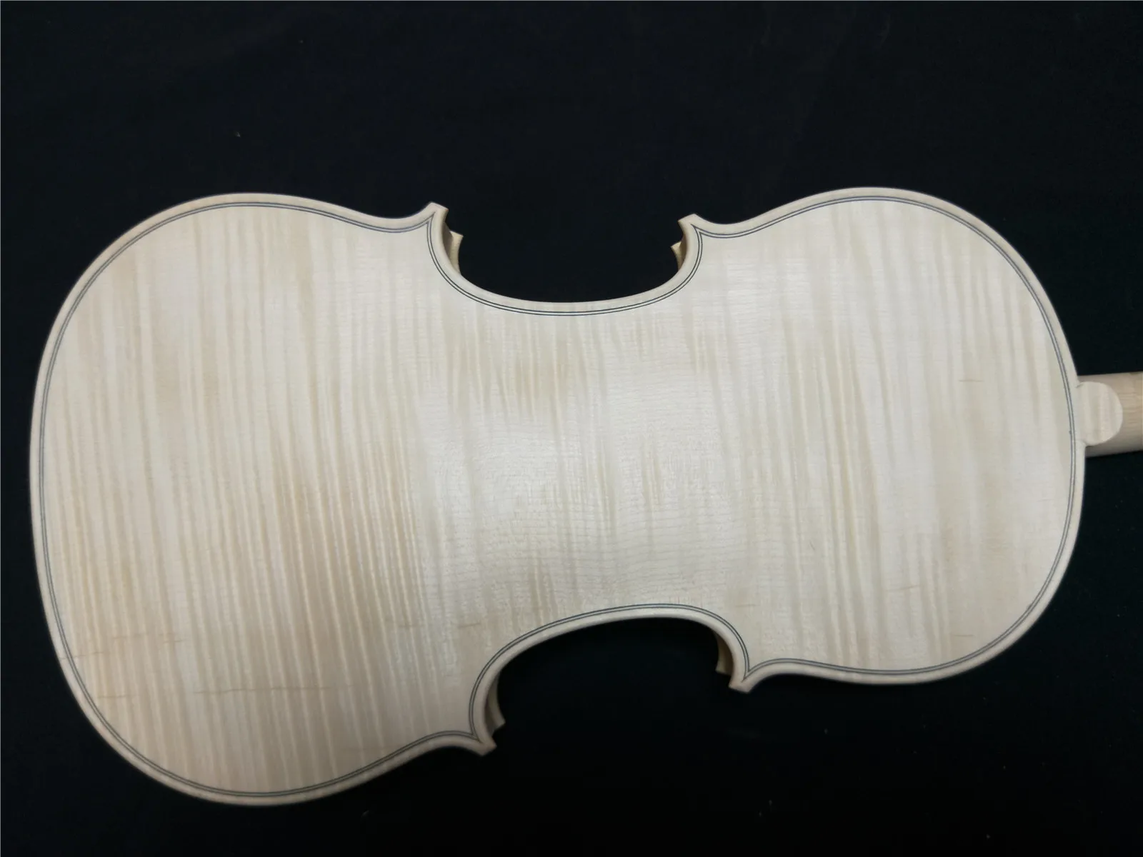 

Aged Maple Back Whole Piece White Violin 4/4 Spruce Top Ebony Fingerboard Nice Wood Grains