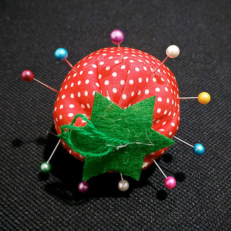 5pcs-Strawberry-Cross-Stitch-Needle-Sewing-Pin-Cushion-Button-Home-Tailors-Safety-Craft-DIY-Stitch-Sewing (1)