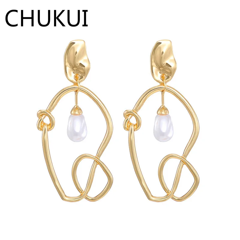 

CHUKUI Personality Large Hyperbole Earrings Boho Women Irregular Shape Gold Color Metal Simulated Pearl Stud Earrings Mujer
