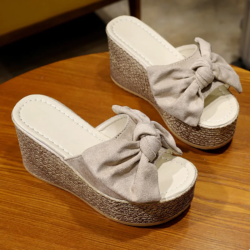 Tanie Aphixta letnie kobiety kapcie na platformie platformy aplikacje Butterfly knot plaża przeciwpoślizgowe sandały damskie chodaki slajdy kobiety