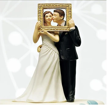 

Free shipping 2018 Wholesale Photo Frame Love Couple Funny Figurine Wedding Cake Toppers