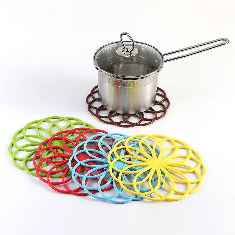 4pcs Flower Shape Heat Resistant Food Mat Silicone Pot Holders Hot Pads