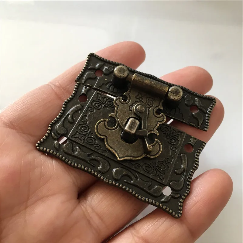 مربع حقيبة تبديل مزلاج أبازيم ، صندوق خشبي قفل ، البرونز لهجة ، المنزل DIY الأعمال الخشبية ، قفل العتيقة مربع حقيبة تبديل مزلاج أبازيم ، صندوق خشبي قفل ، البرونز لهجة ، المنزل DIY الأعمال الخشبية ، قفل العتيقة