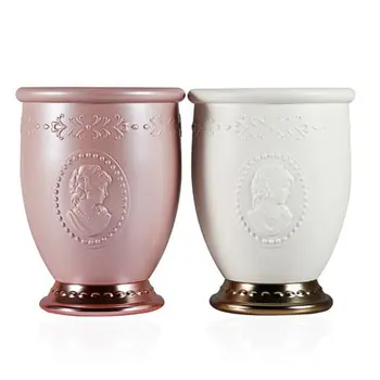 

Portable Size Plastic Desktops Mini Kitchen Living Room Trash Can Garbage Rubbish Holder Living Room Small Organizer