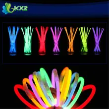 100pcs 8 Multi Color Glow Light Stick Bracelets Necklace Glowsticks Xmas Christmas Party Supplies Neon Fluorescent
