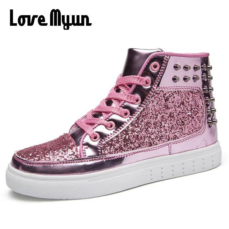 الذكور أحذية تزلج الفضة الوردي عشاق مطرزة الأحذية المسامير الشرير بريق أحذية الرجال رياضية الشباب عالية أعلى الشارع الشقق MM-85Z