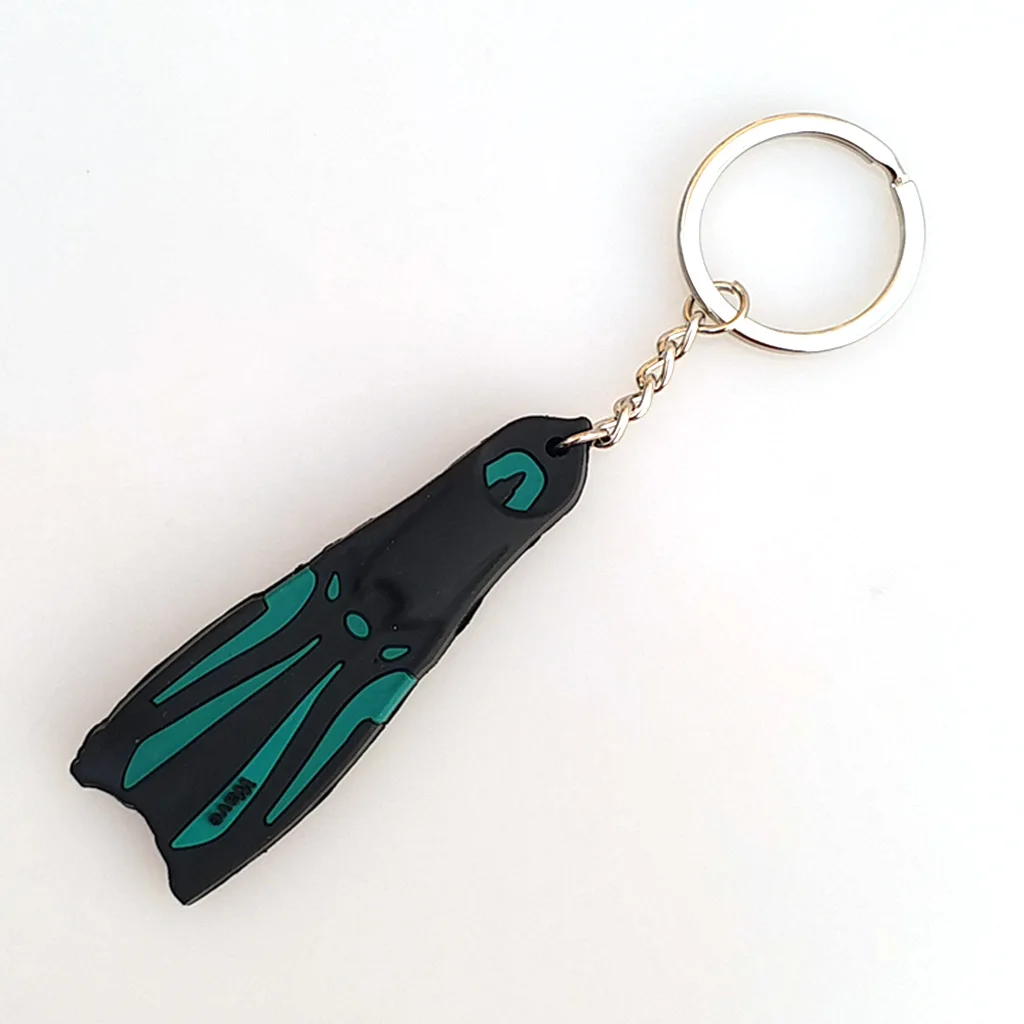 Scuba Flipper Key Chain for Men and Women - Keyring for Boat Kayak Surfing Sailin Car Key 4 Colors Water Sports SCUBA Snorkeling