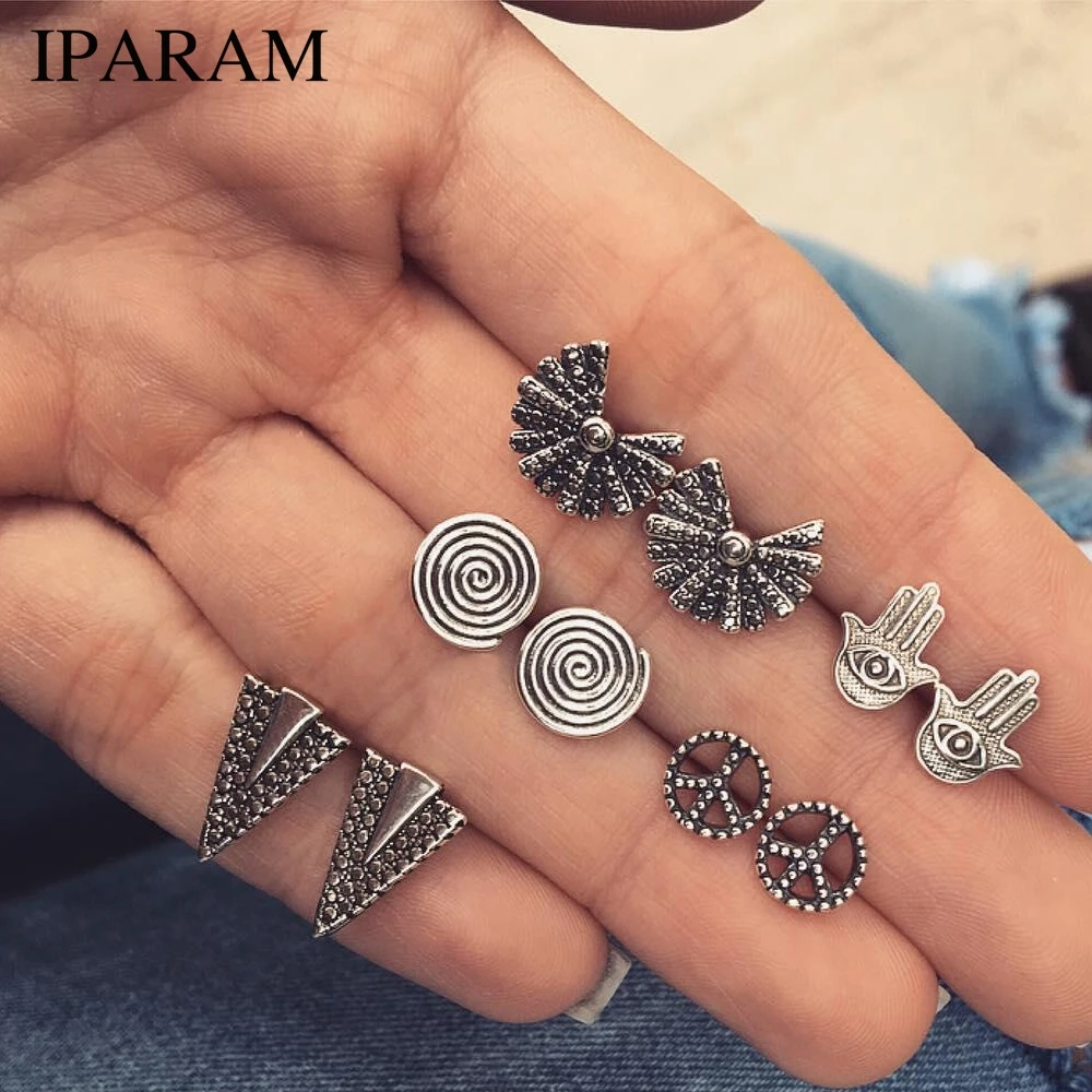 

5 Pairs/Set Vintage Tribal Silver Color Hand Fan Round Triangle Shape Stud Earring Set for Women Metal Carved Stud Earrings