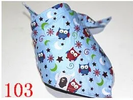 30 шт., детские тканевые шарфы для маленьких мальчиков и девочек, Нагрудник слюнявчик, треугольный головной платок A304